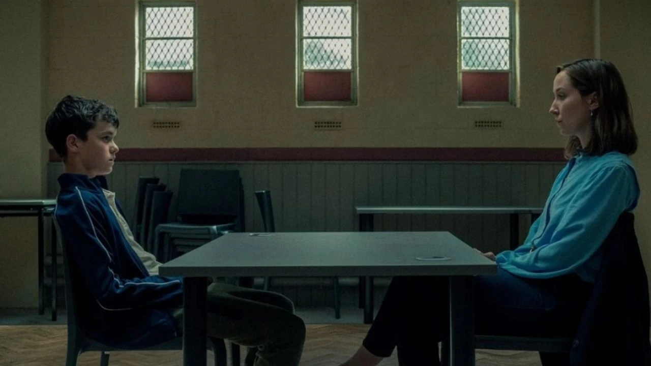 Adolescence Dizisi Fransa