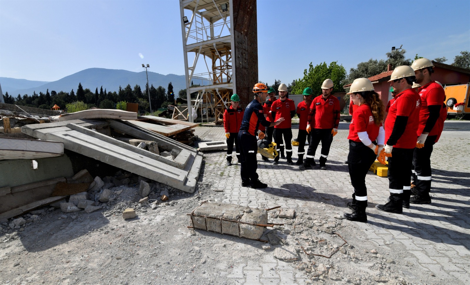 Başkan Eşki'den "Hazır olmak zorundayız" vurgusu