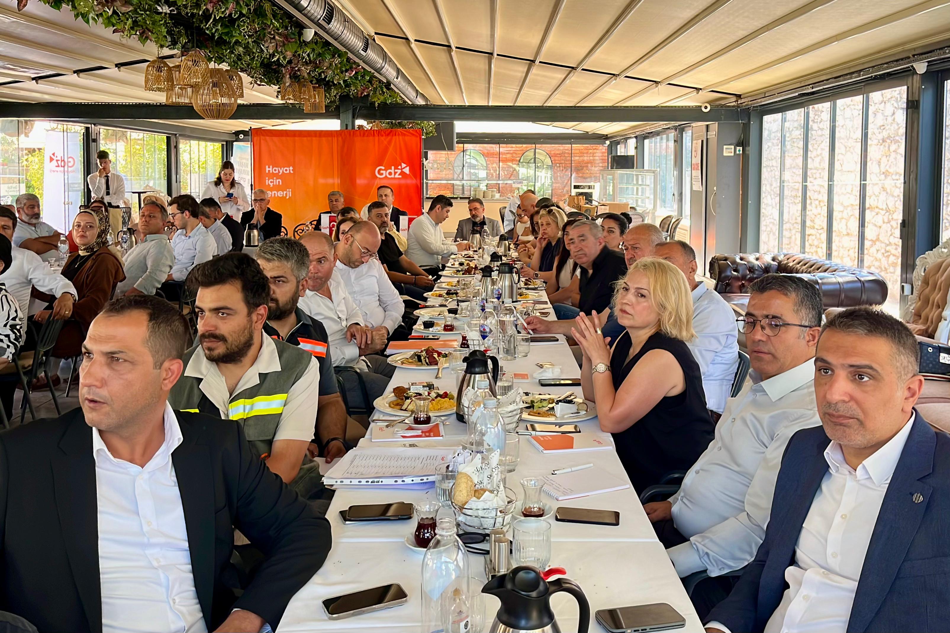 AK Parti Buca'dan ortak çözüm vurgusu