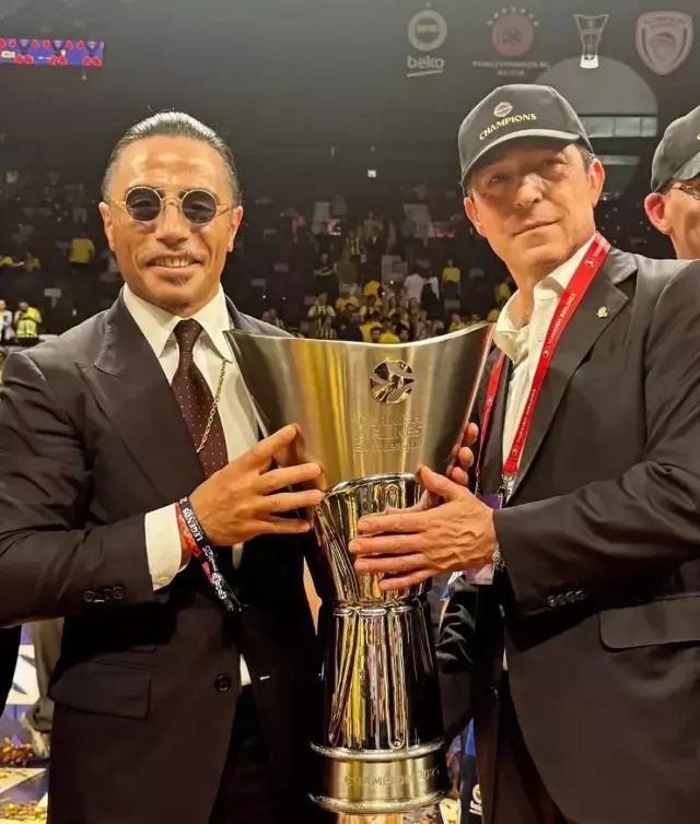 Tanıtımda Ali Koç rol aldı