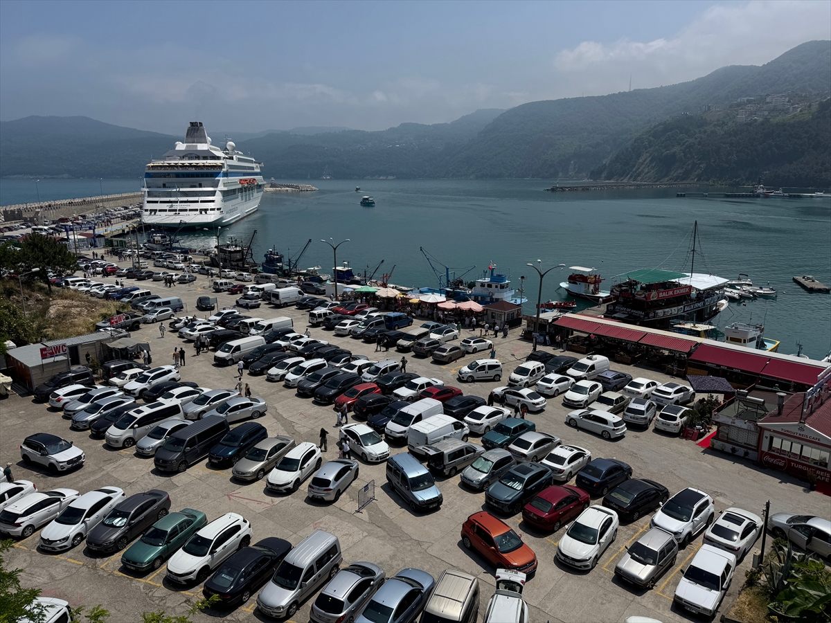 3 kilometre araç kuyrukları oluştu