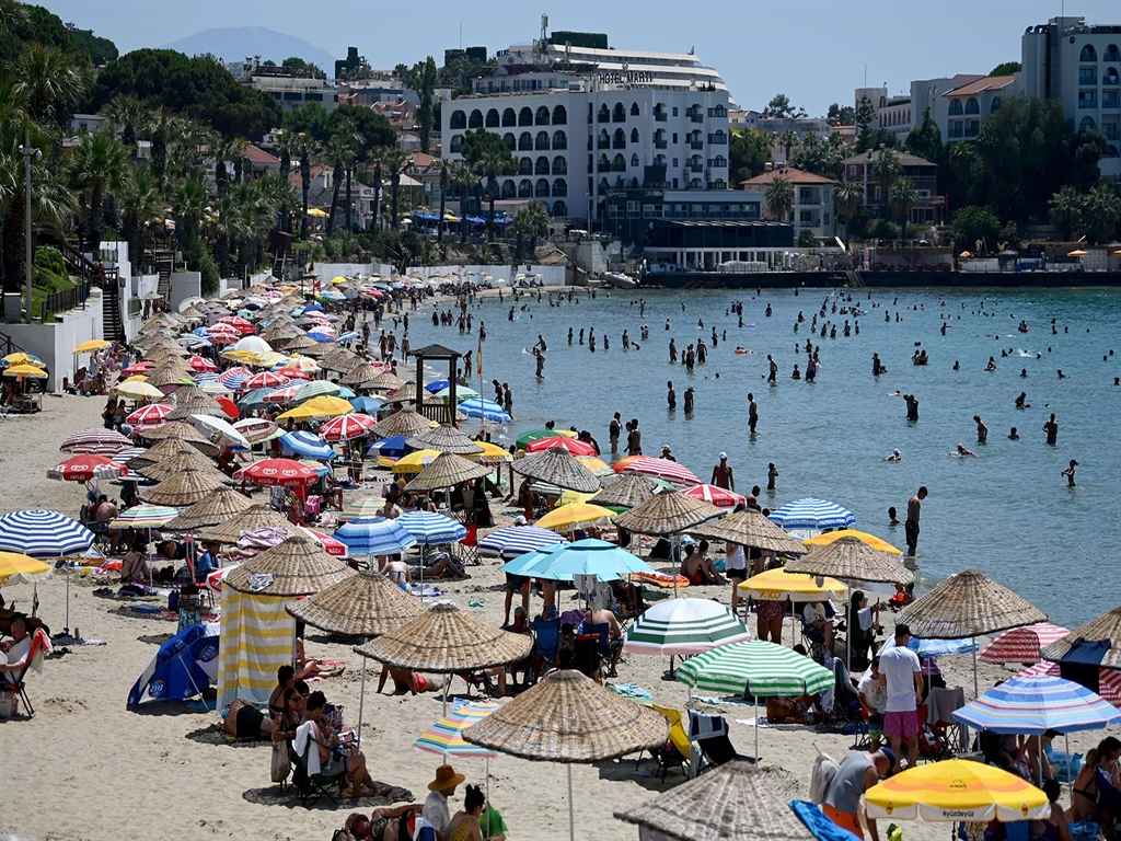 Sahillerde insan yoğunluğu stres yarattı