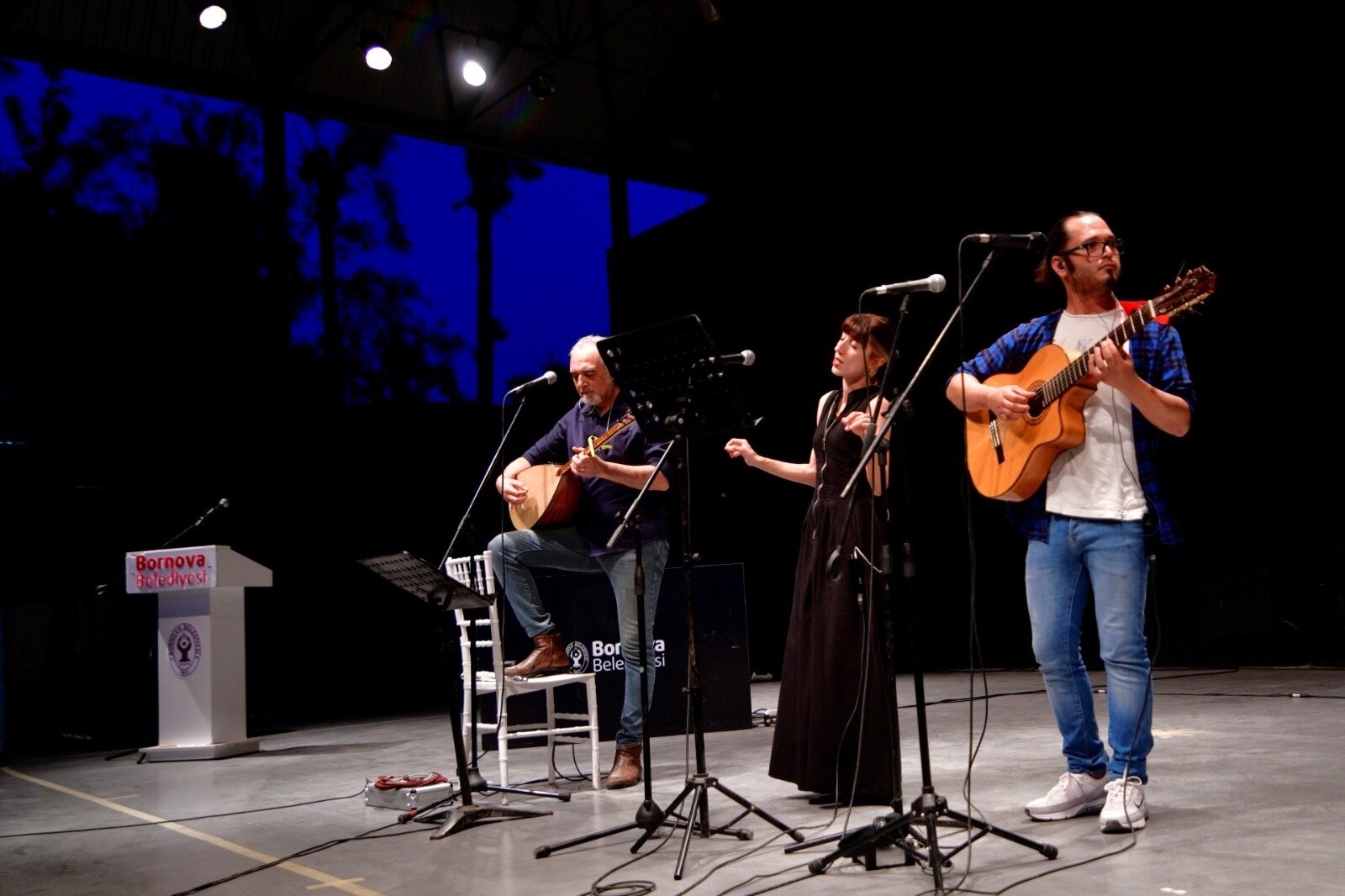 Ayfer Feray Açıkhava Tiyatrosu