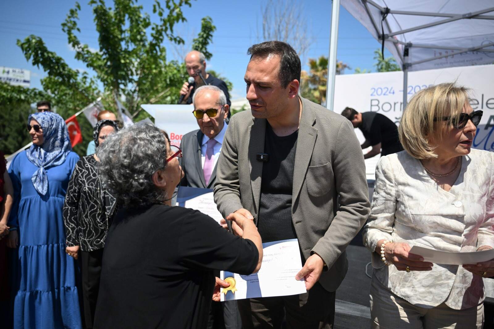 Bornova Belediyesi Sağlıklı Yaş Alma Merkezi