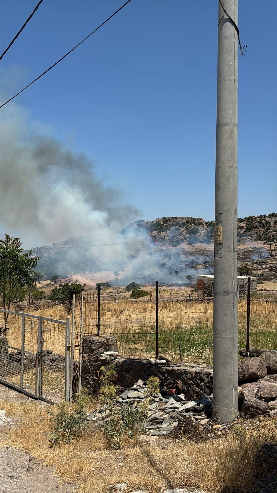 Havadan ve karadan yoğun çaba harcandı
