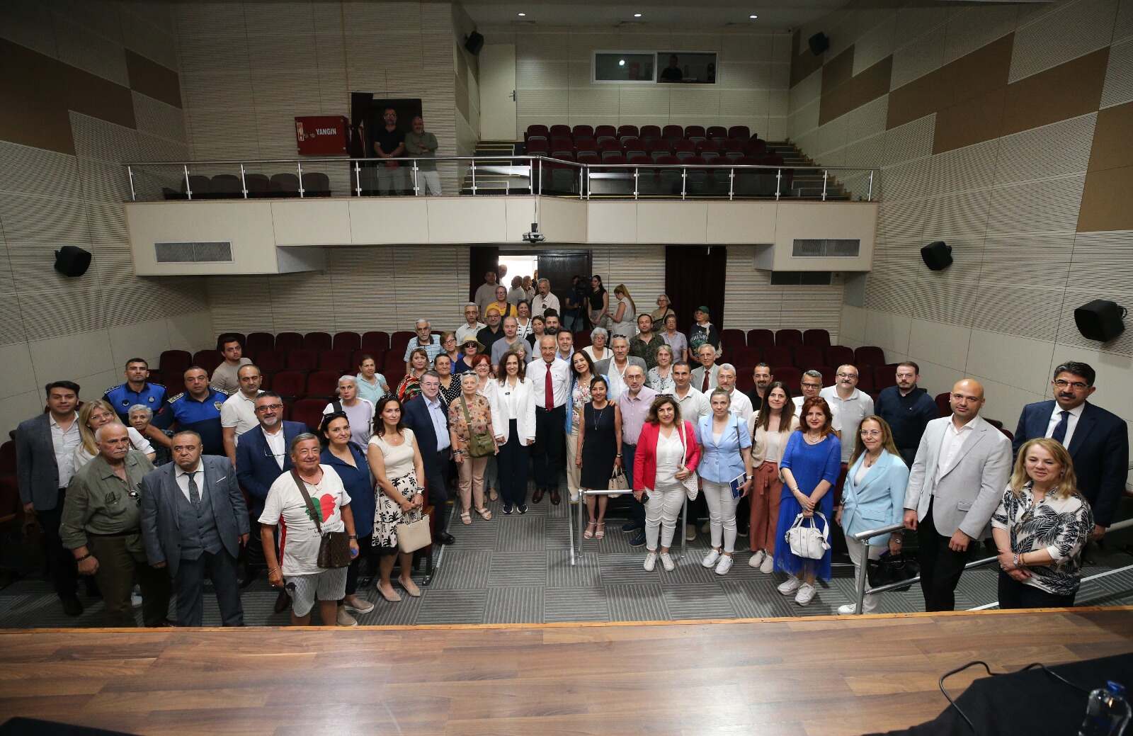 Donanmacı Mahallesi