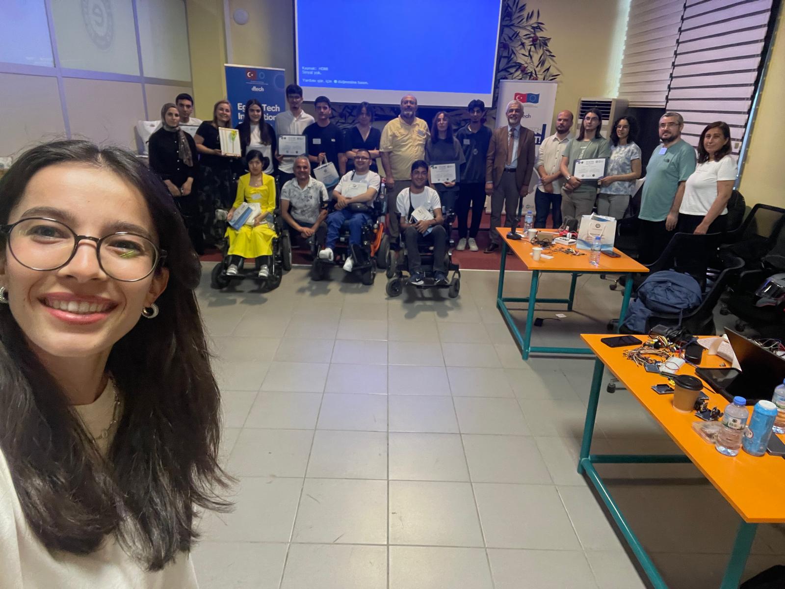 Uygulamalı atölyelerle bilgi ve beceri gelişimi