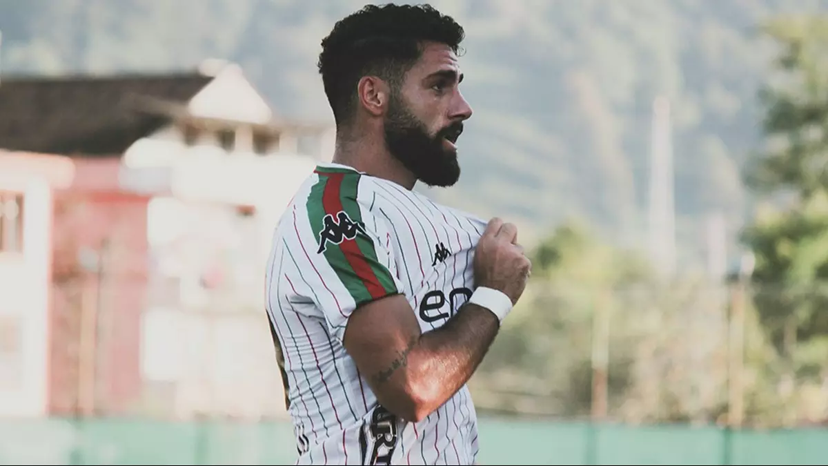 Enes Nalbantoğlu Karşıyaka