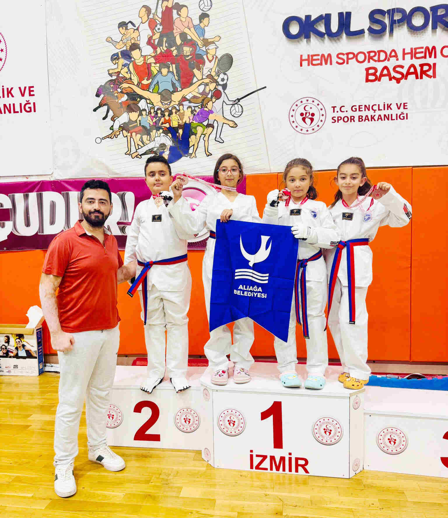Gaziemir Kapalı Spor Salonu