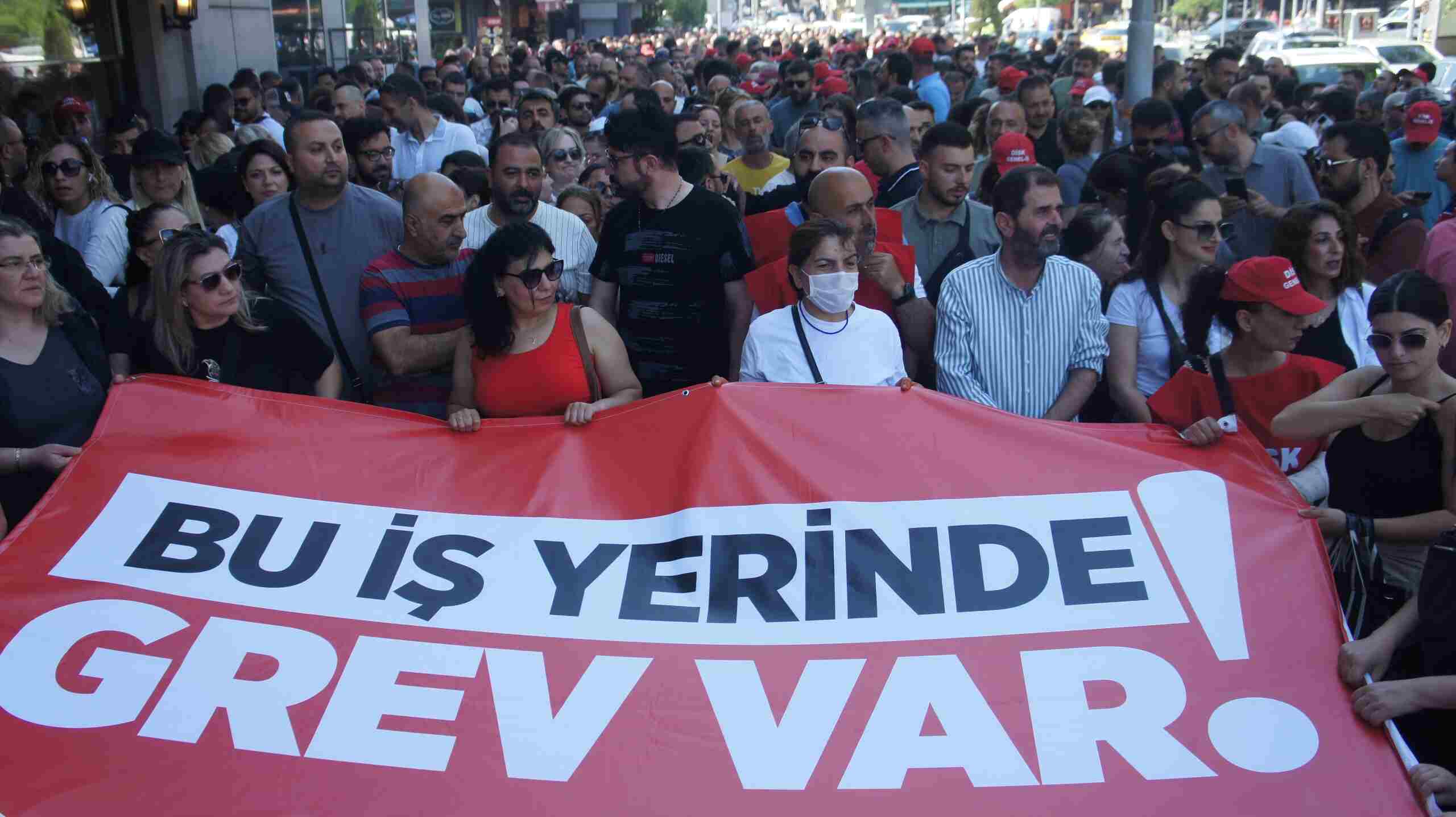 İZELMAN işçileri sandık başına gidiyor