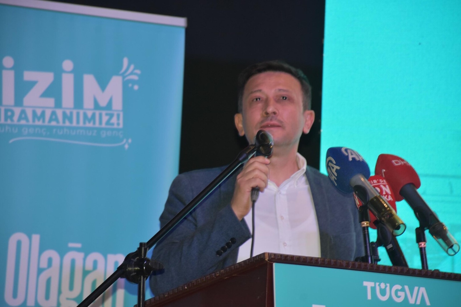 İzmir'in çarpık kentleşme derdi ve gençliğin umudu