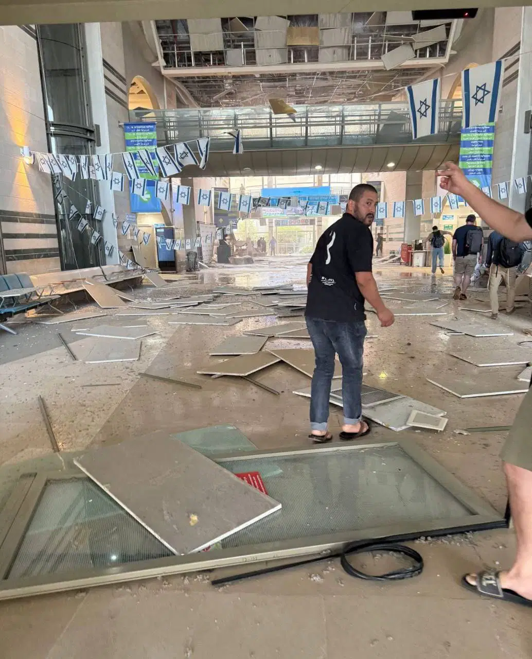 Israil Hastane Saldırısı