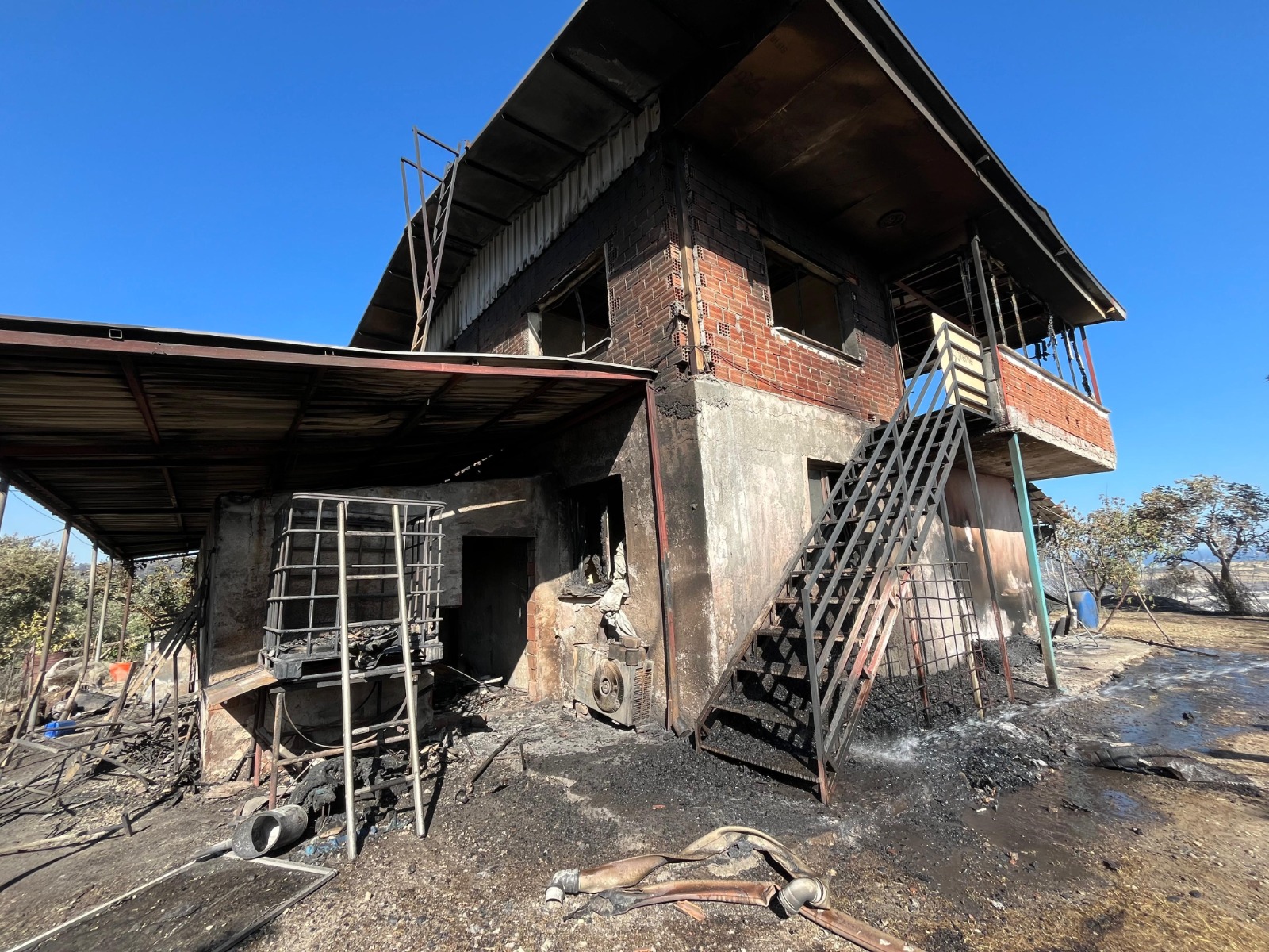 Yangının başlangıcı ve mücadele