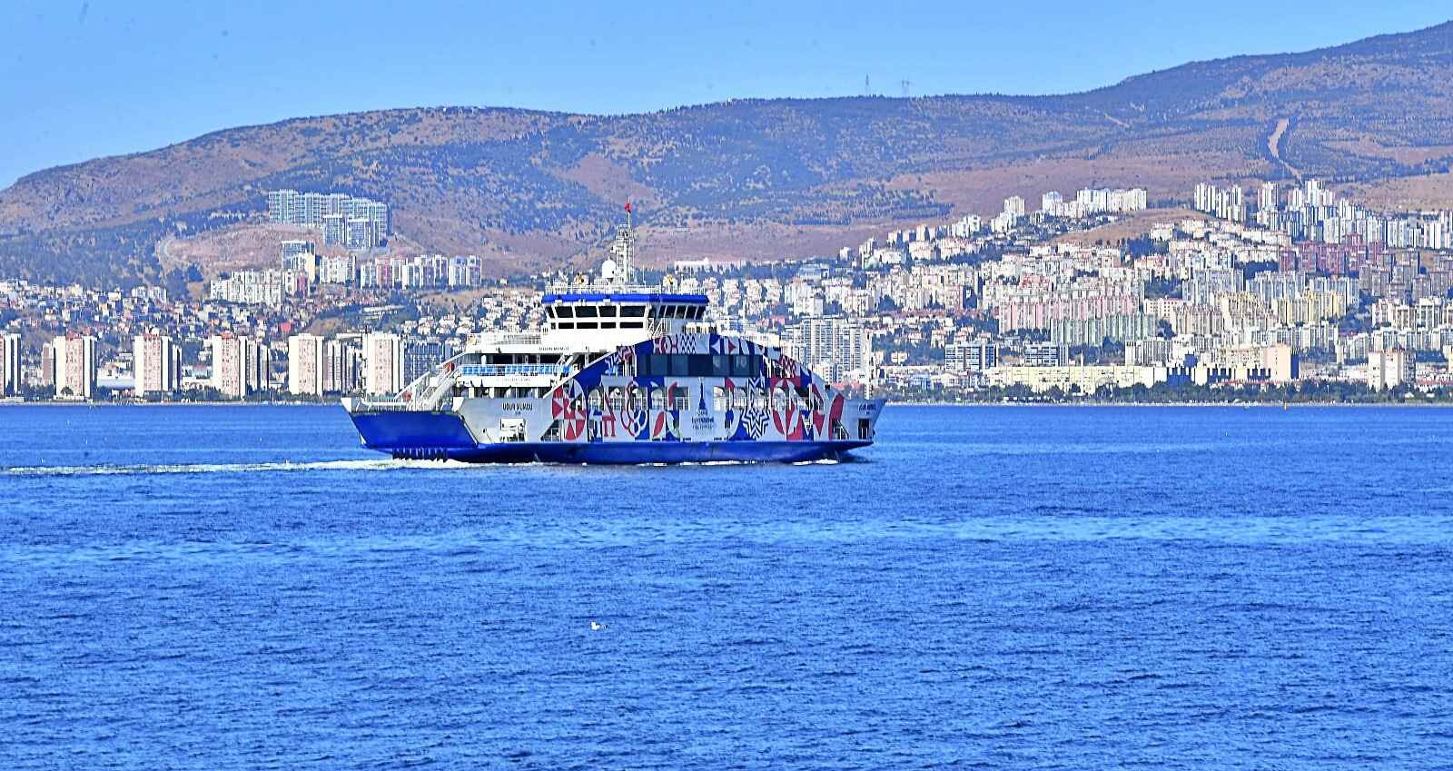 İzmir feribot seferleri