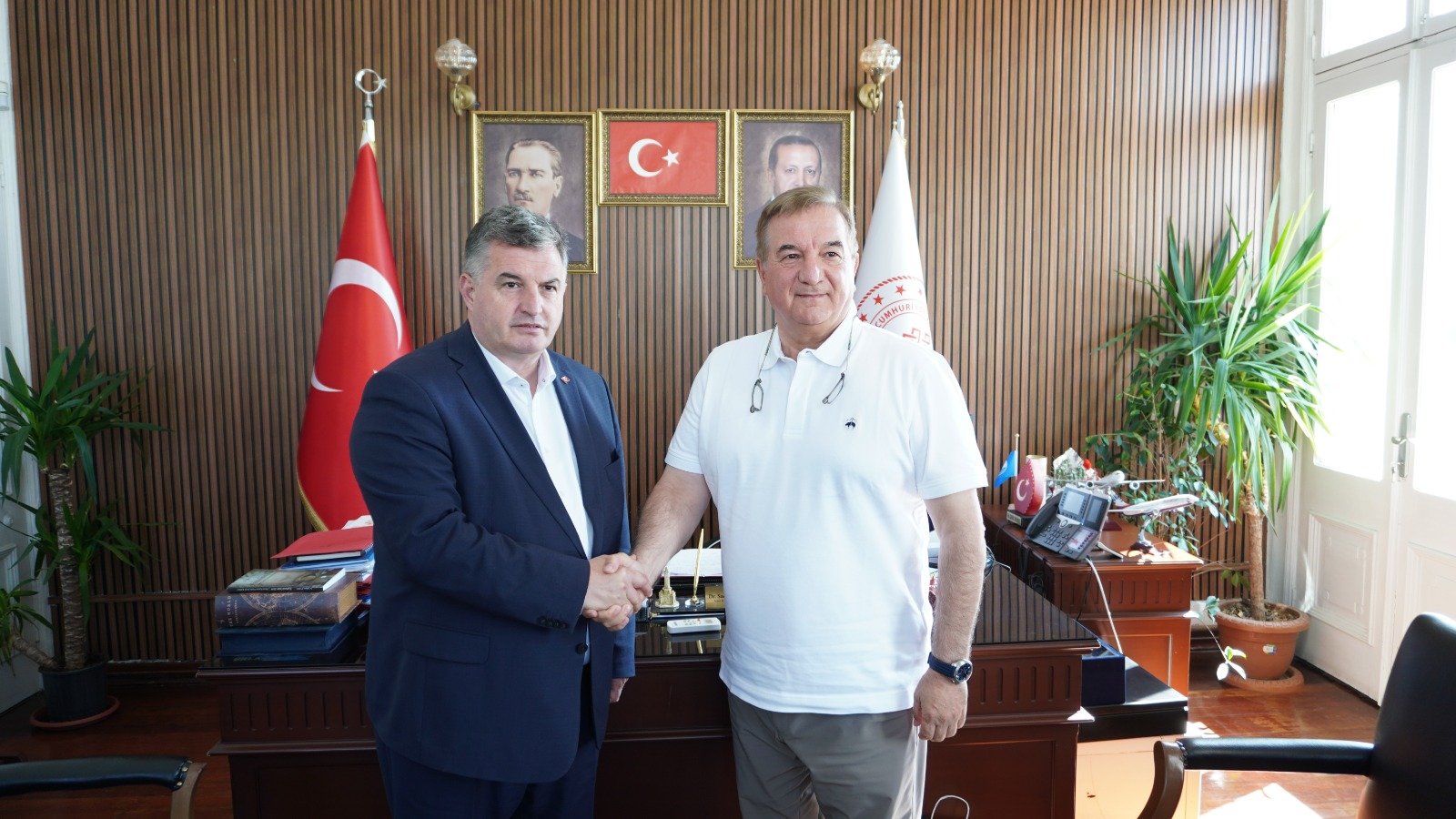 İşler'den çağrı: "Bir ve beraber olmalıyız"