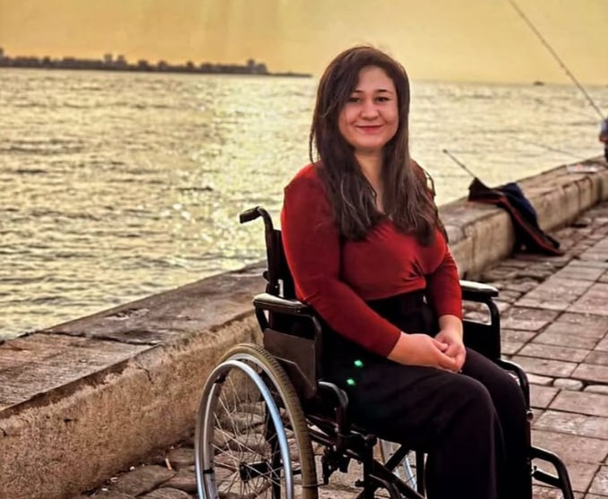 İzmir’de Felç Bırakan Ameliyat Sağlığını Kaybetti Hakkını Adliyede Arıyor! (4)