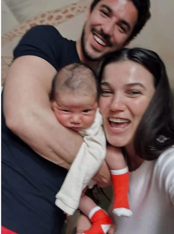 Kaan Yıldırım Ve Pınar Deniz Oğulları