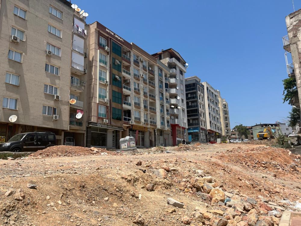 Karabağlar Dostluk Bulvarı 1