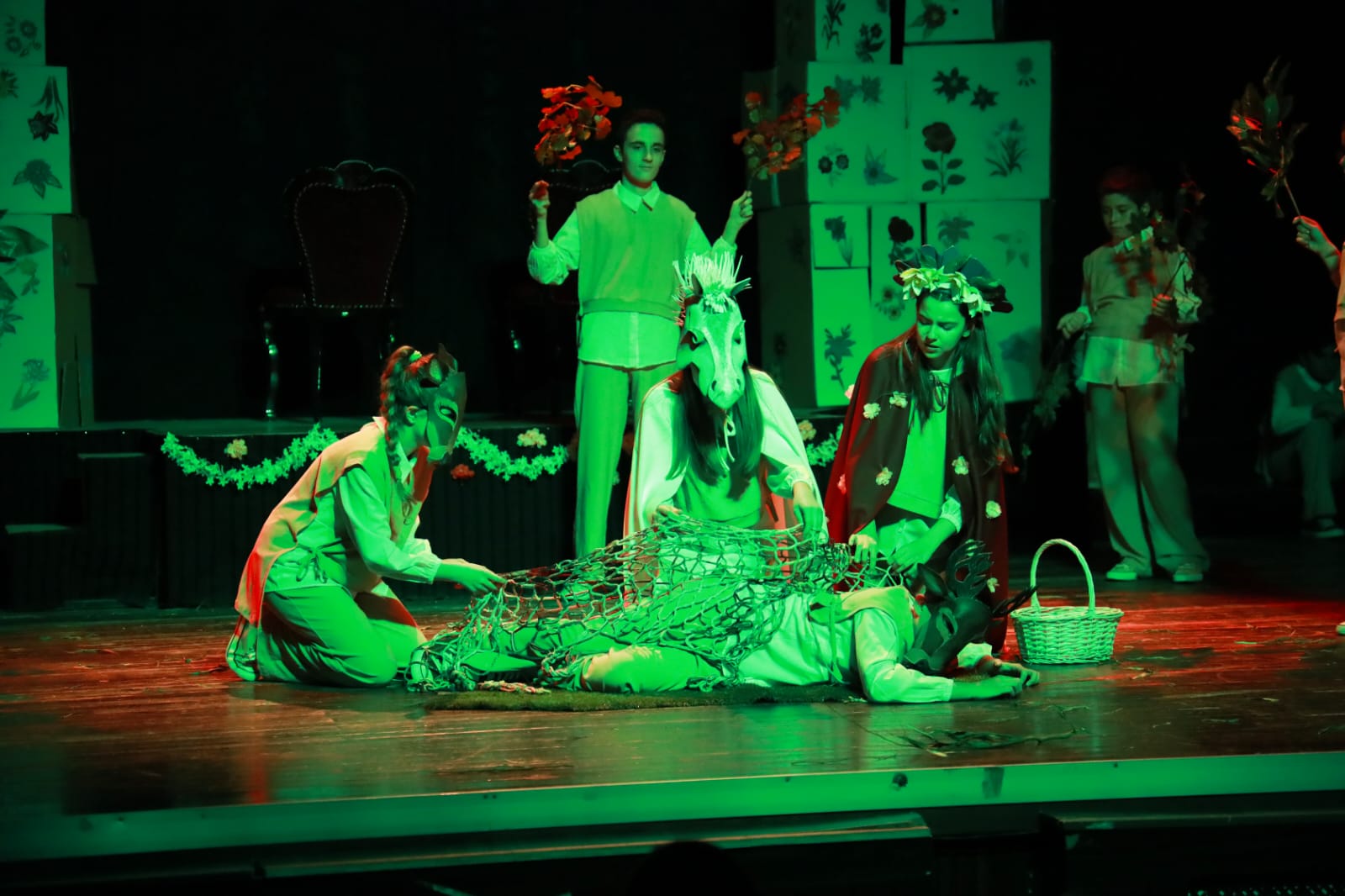 Karşıyaka tiyatrosu