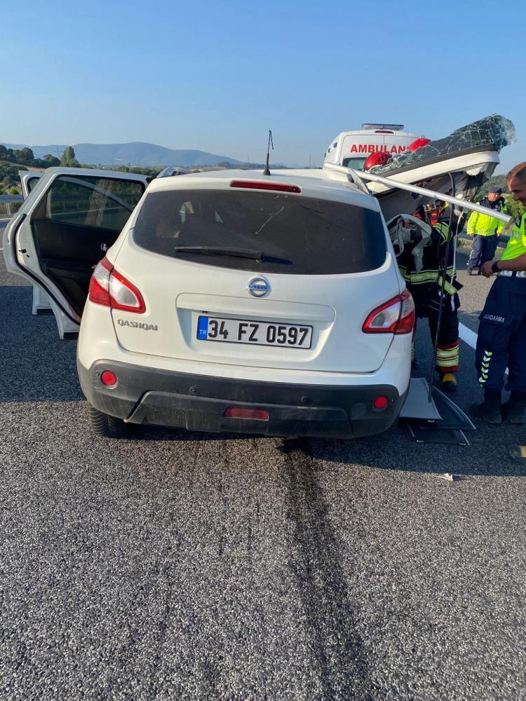 2 kişi olay yerinde hayatını kaybetti