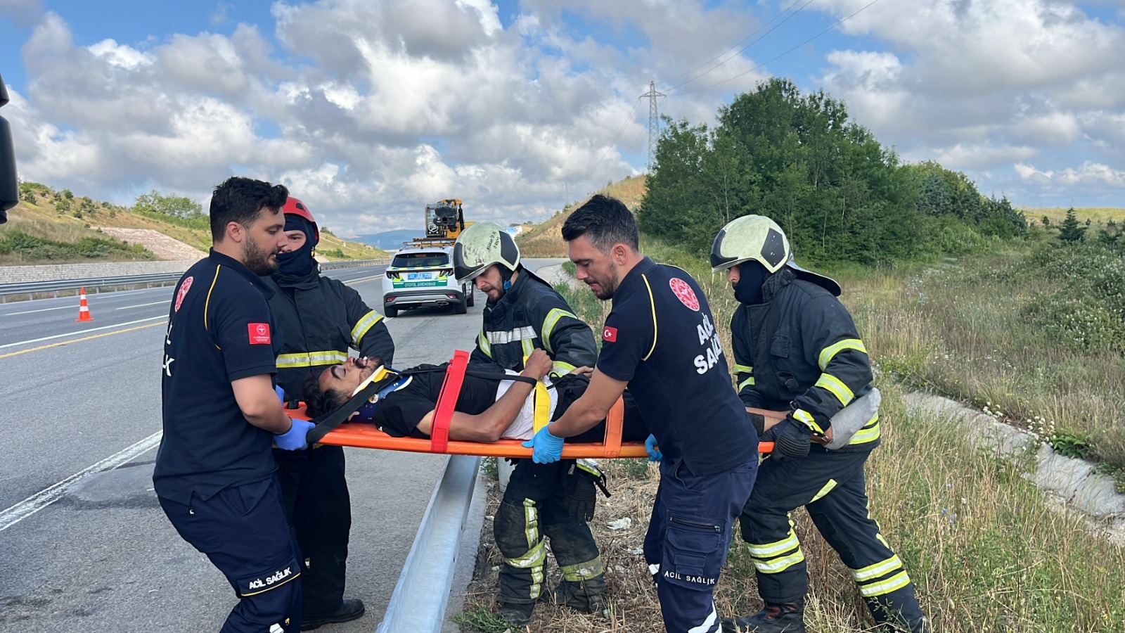 Ekipler seferber oldu, Yaralılar hastaneye kaldırıldı
