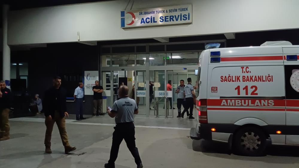 Manisa Büyükşehir Belediye Başkanı Ferdi Zeyrek Elektrikarpması Sonucu Hastaneye Kaldırıldı