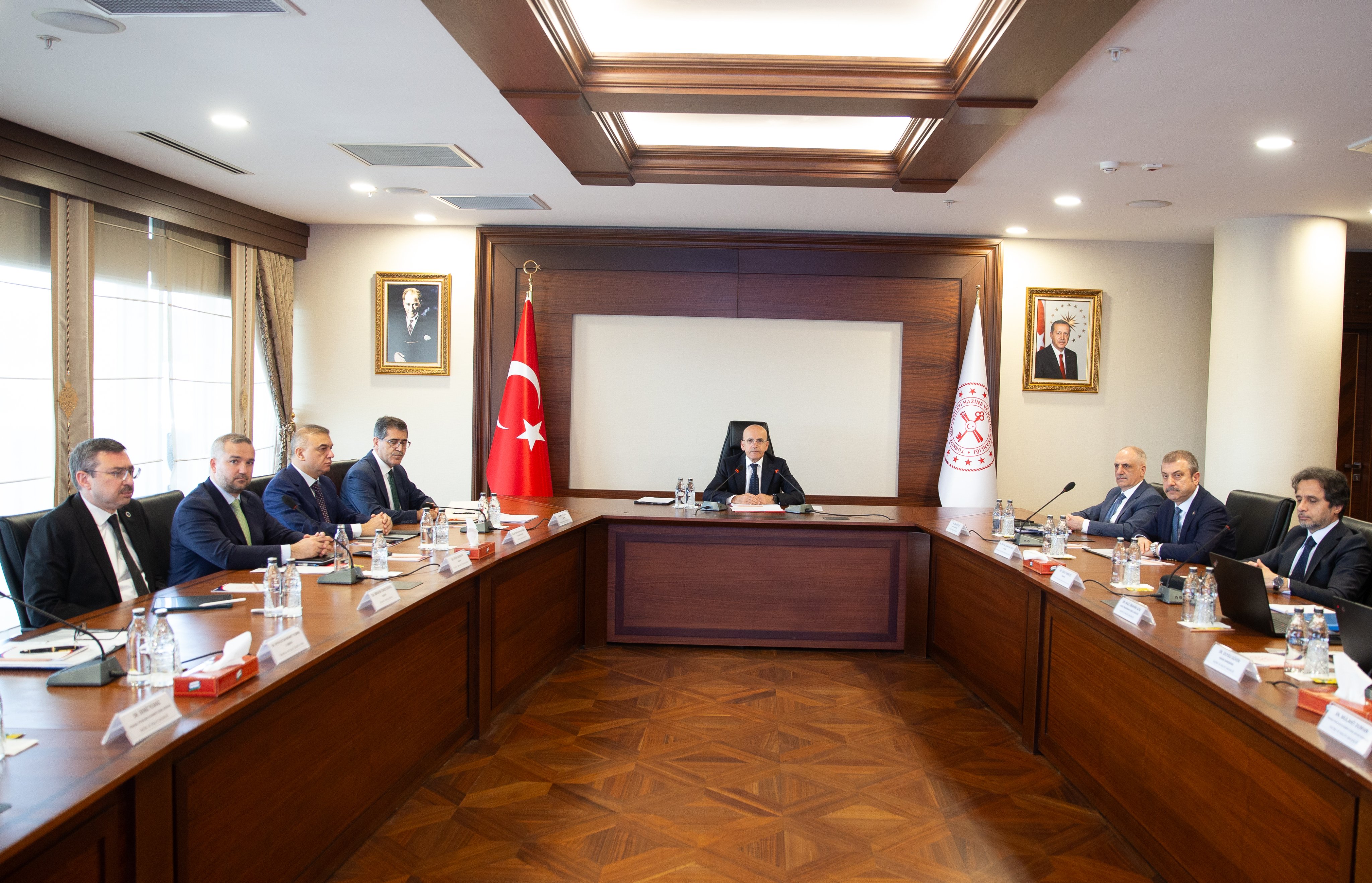 Kredi kanalları ve piyasadaki eğilimler mercek altına alındı