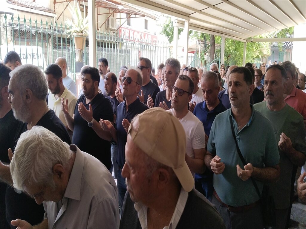 Menderes Kazaa (1)