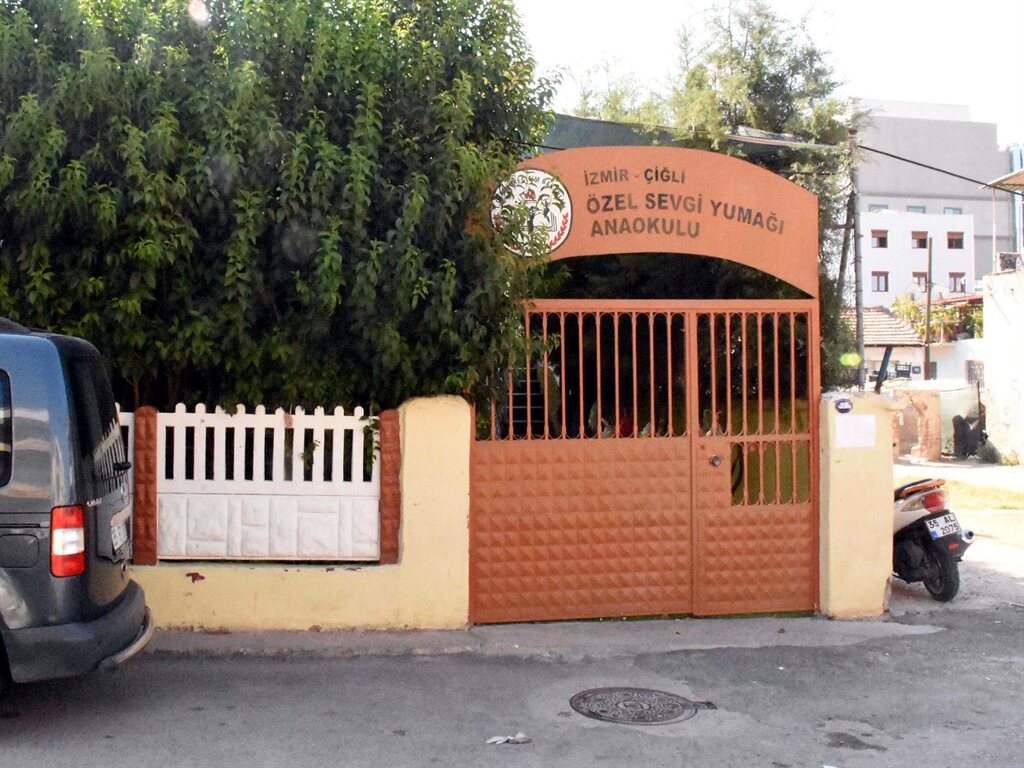 Okulalperen'in Serviste Öldüğü D