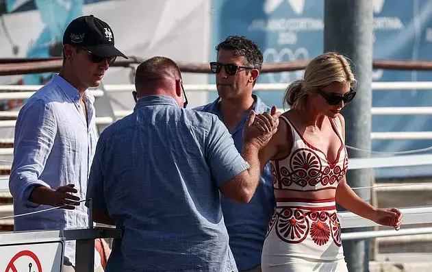 Trump ailesinden Başka isimler de bekleniyor