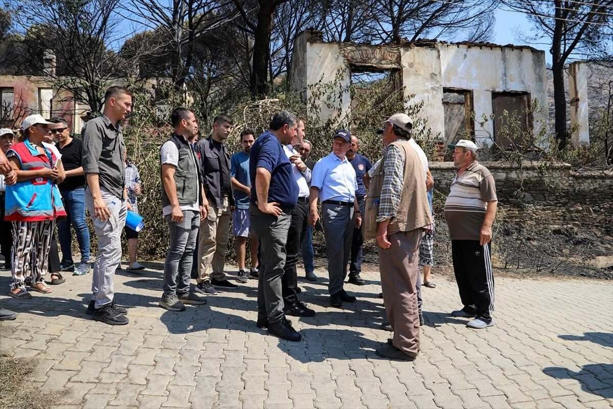 İzmir Bayındır yangını: Küller altında hasar tespiti başladı-1