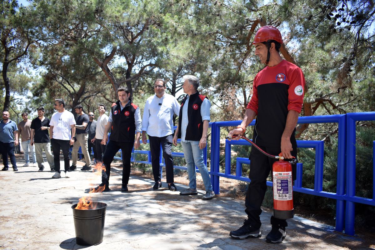 "Gelin, ormanlarımızı birlikte koruyalım"