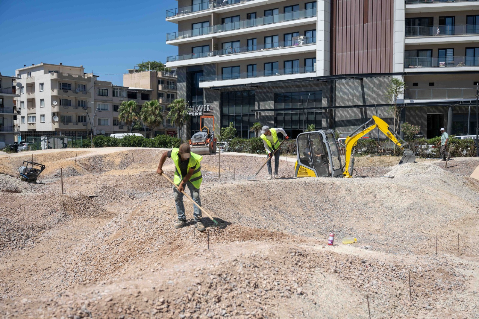 Bornova'nın tematik parklarına yeni bir halka eğlendi