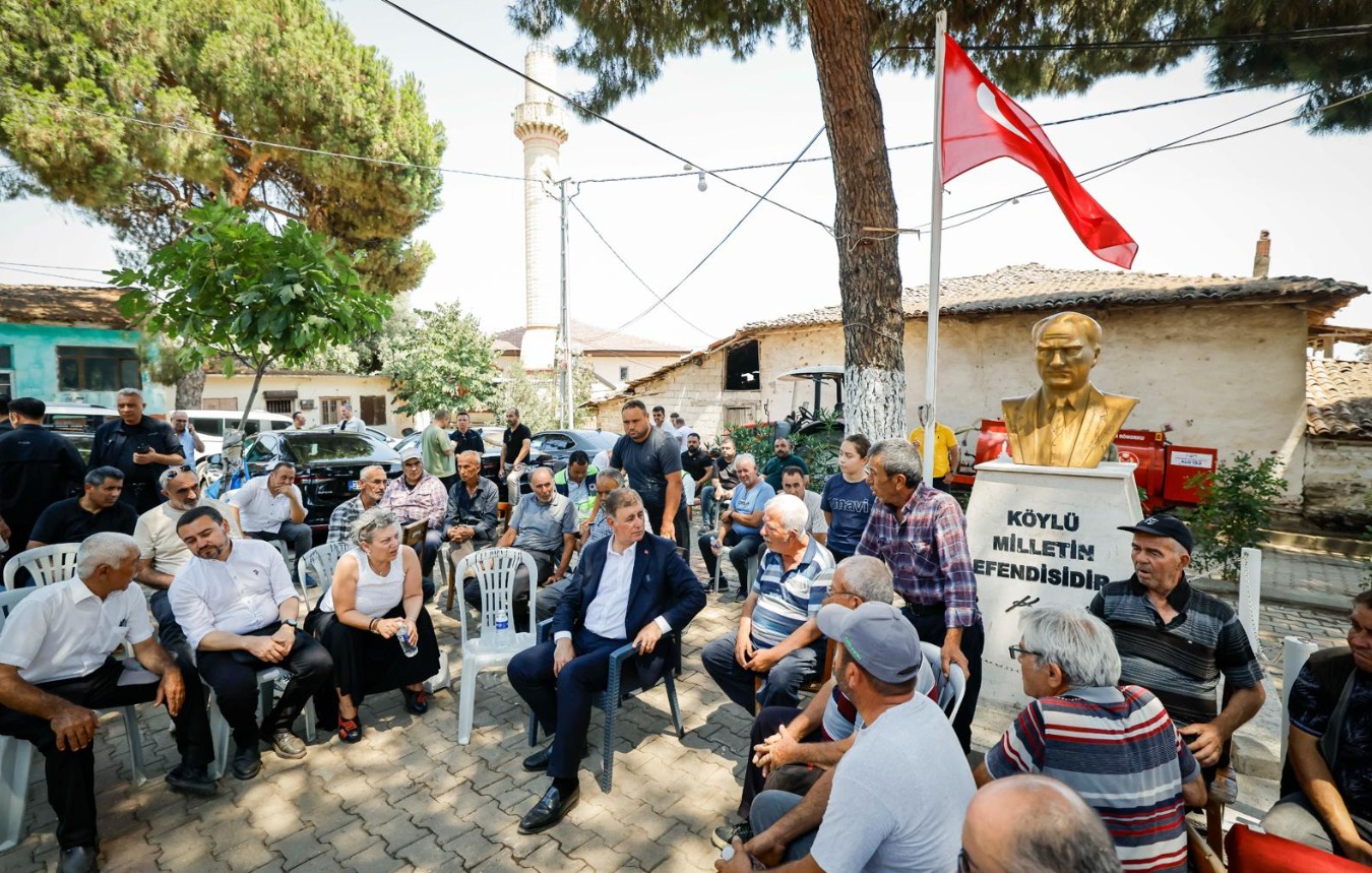 Ödemiş'in yanan köyleri için seferberlik: Büyükşehir tüm birimleriyle sahada