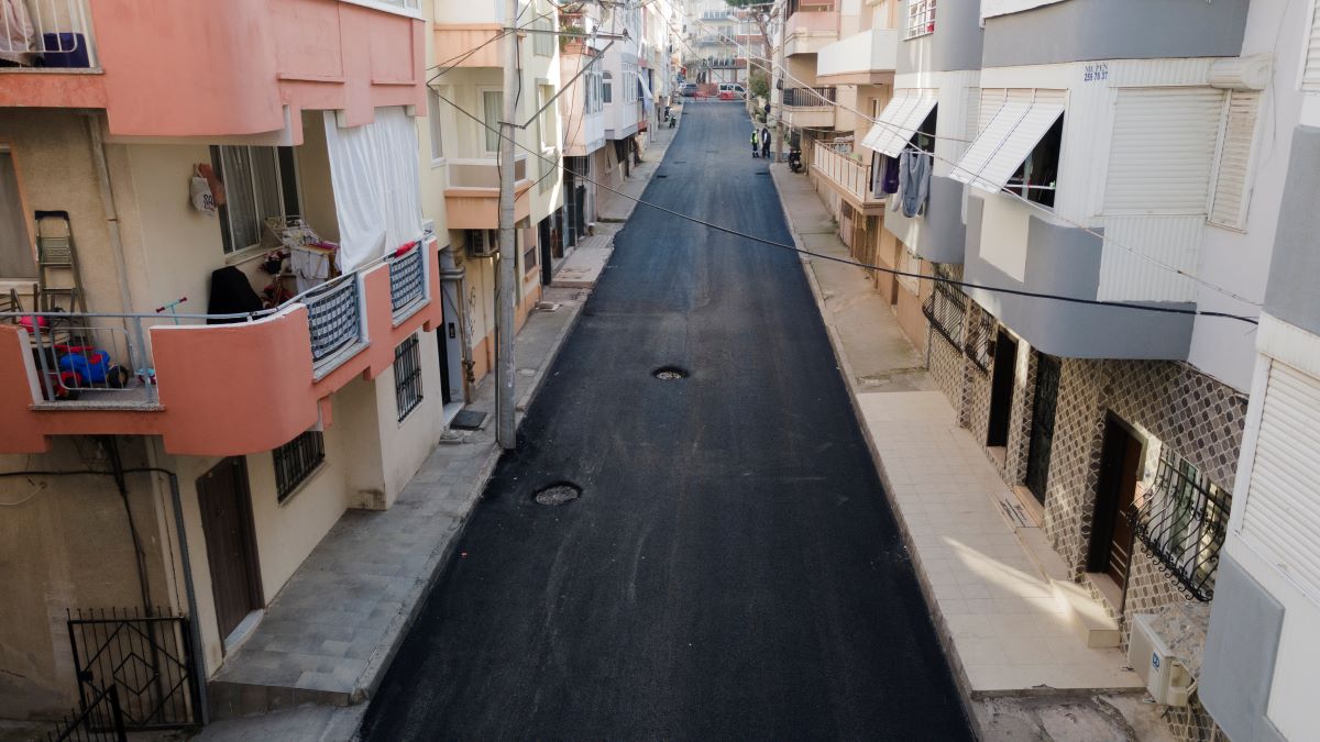 Sokaklarda yenilik rüzgarı: Yoğun asfalt ve parke çalışmaları