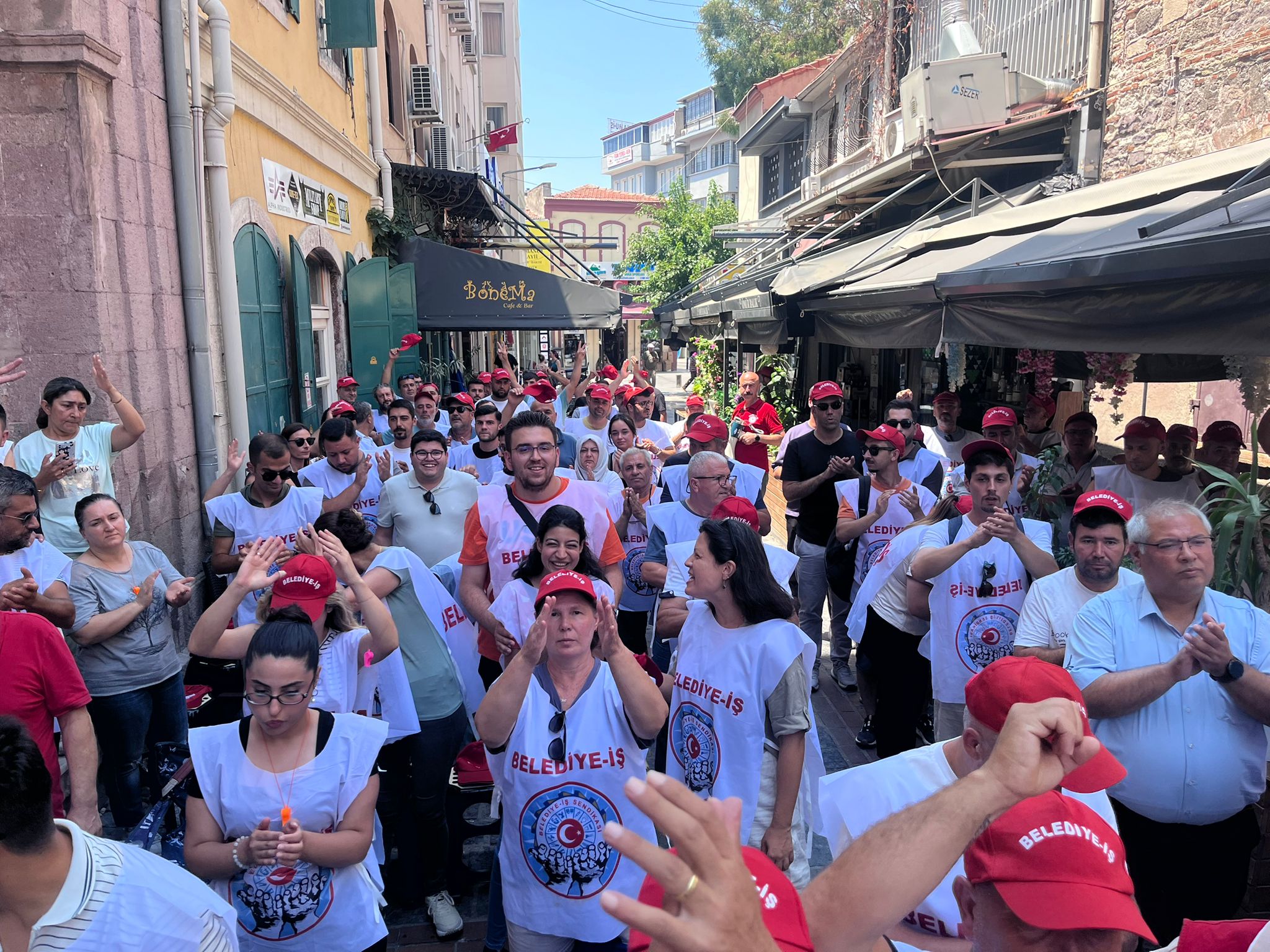 Belediye Iş Eylem Egemenlik Binası