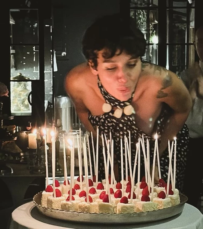 Birce Akalay-10