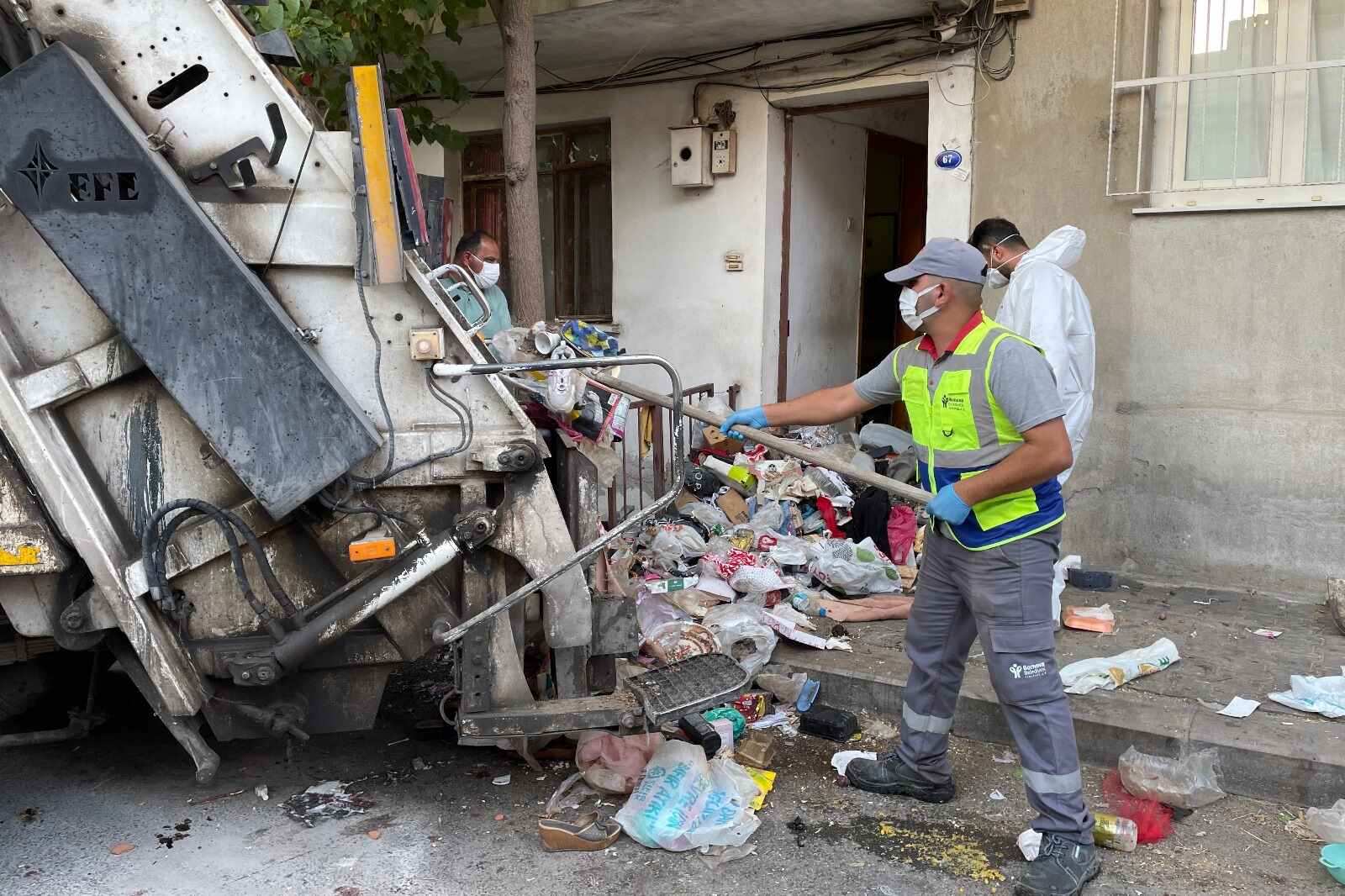 Bornova Çöp Ev (3)