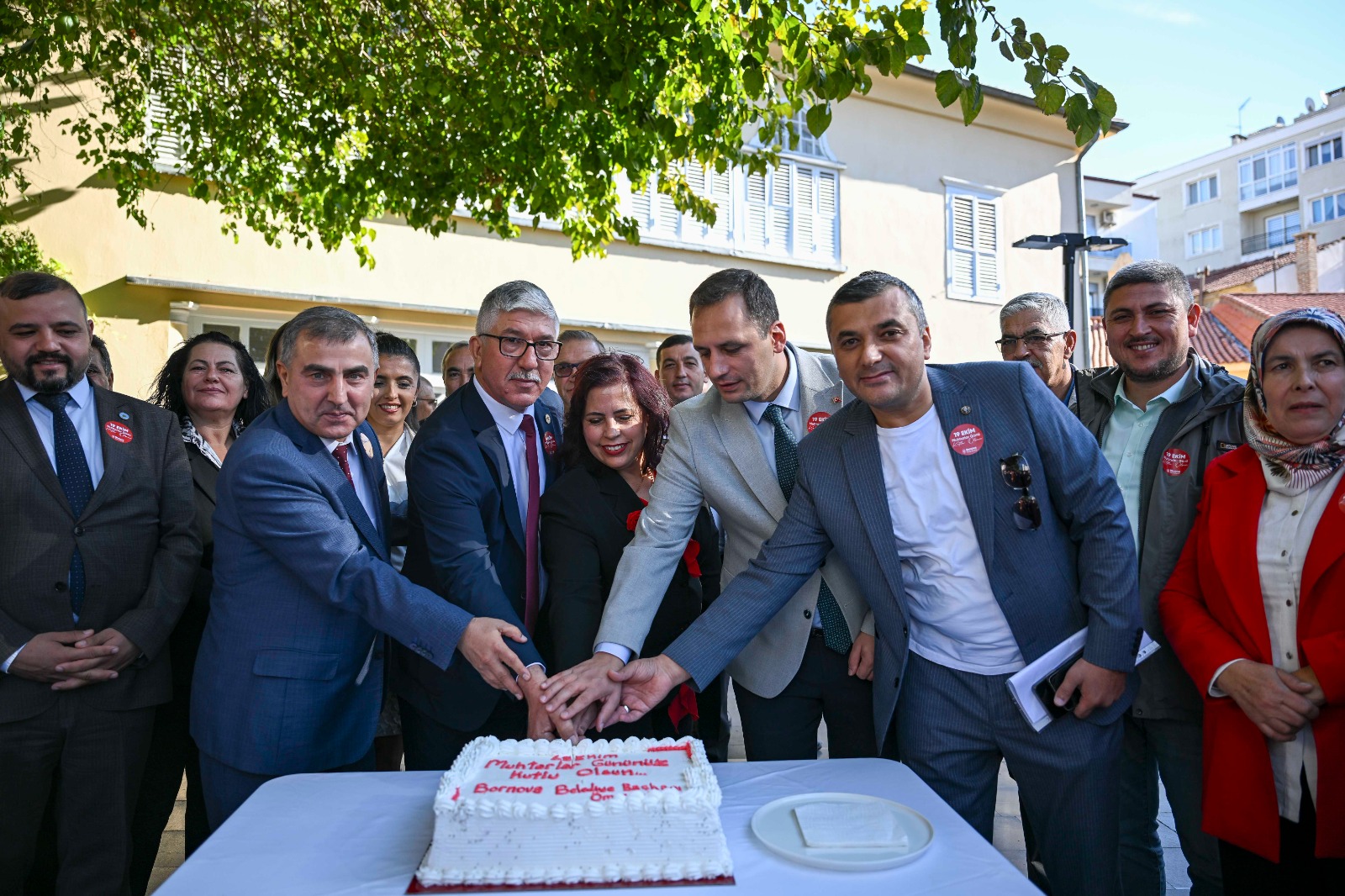 Geniş kapsamlı eğitim programı ve seminerler