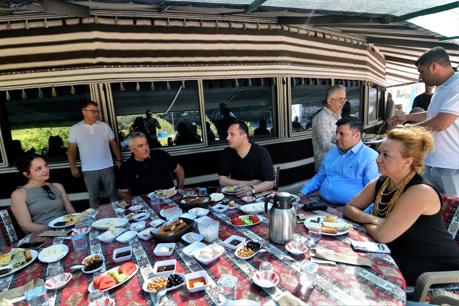 "Yörüklerimiz tarihleri ve gelenekleriyle bizimle olacak"