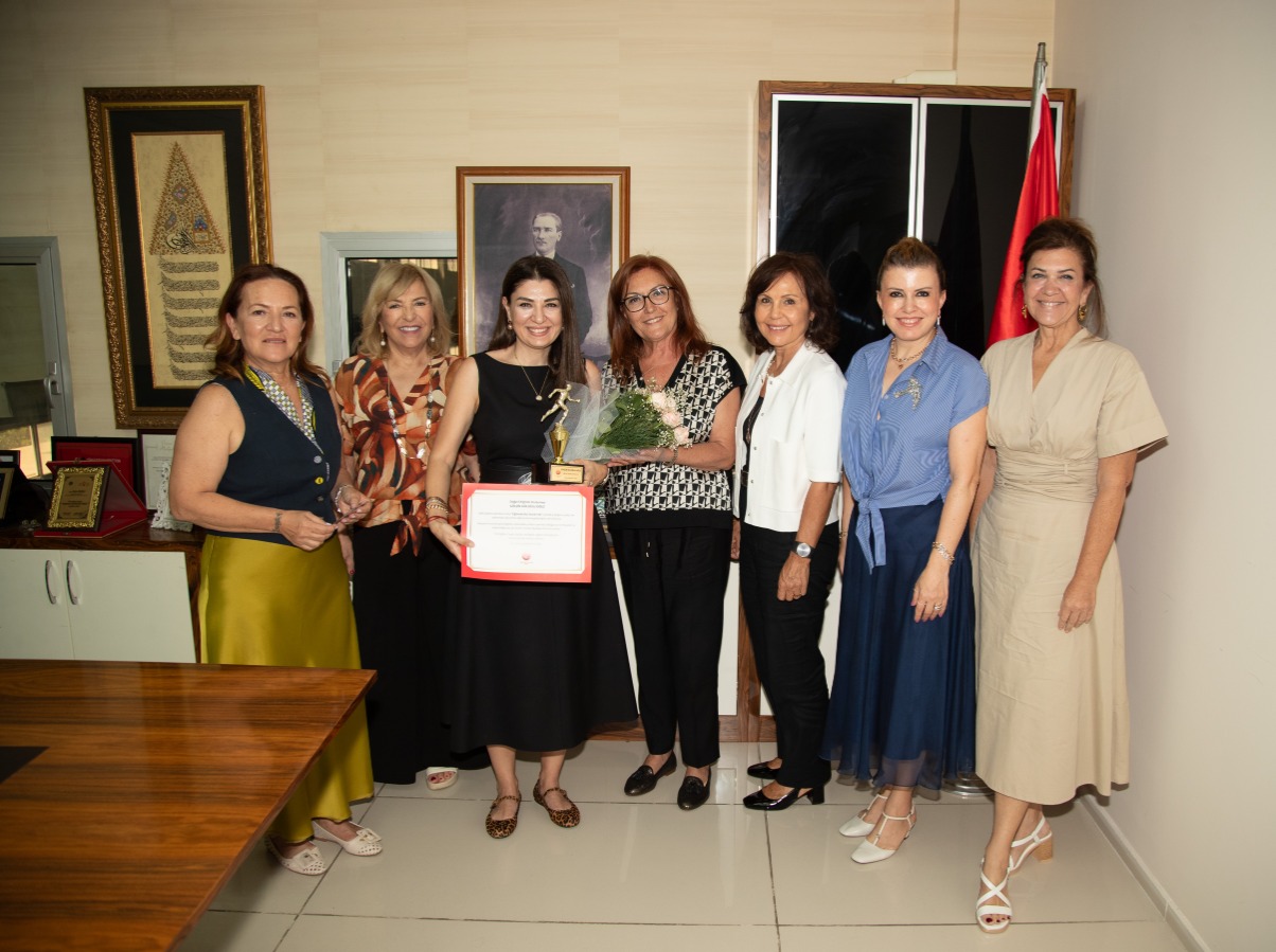 "En çok kalbe dokunanların kupası": Oğlunun gözünden maraton zaferi