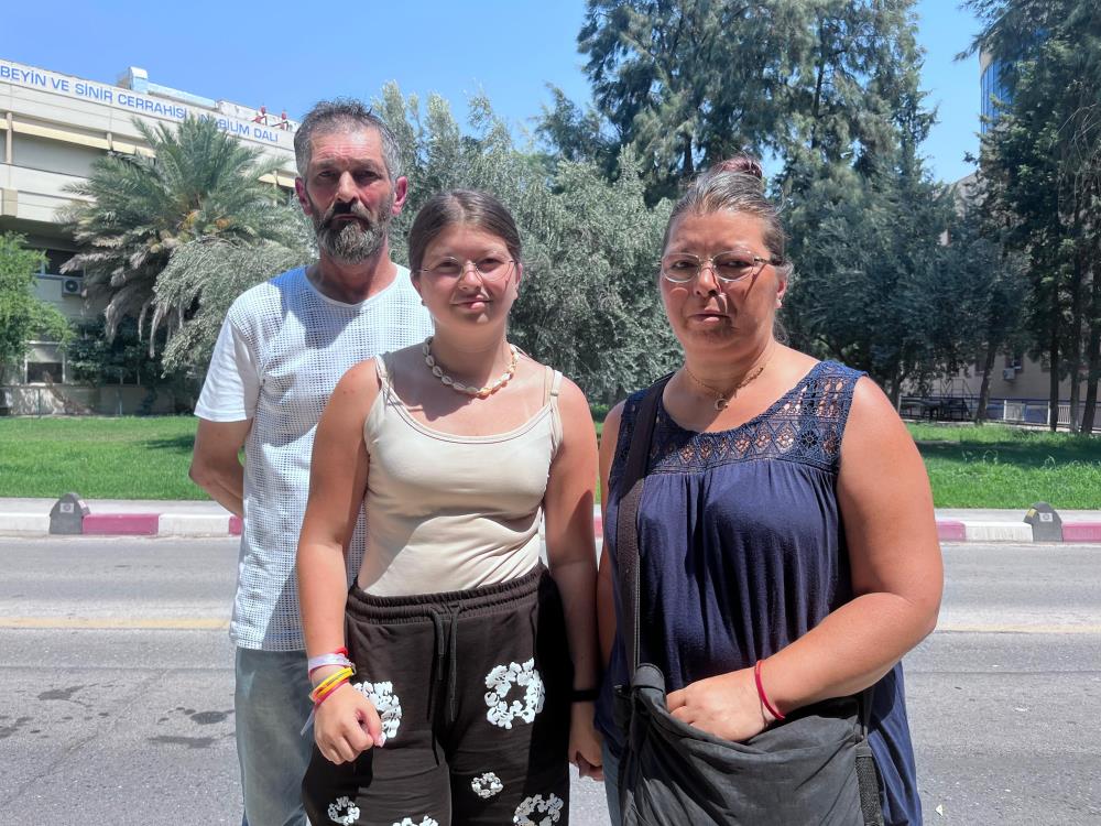 Darp Edilen Gencin Ailesi