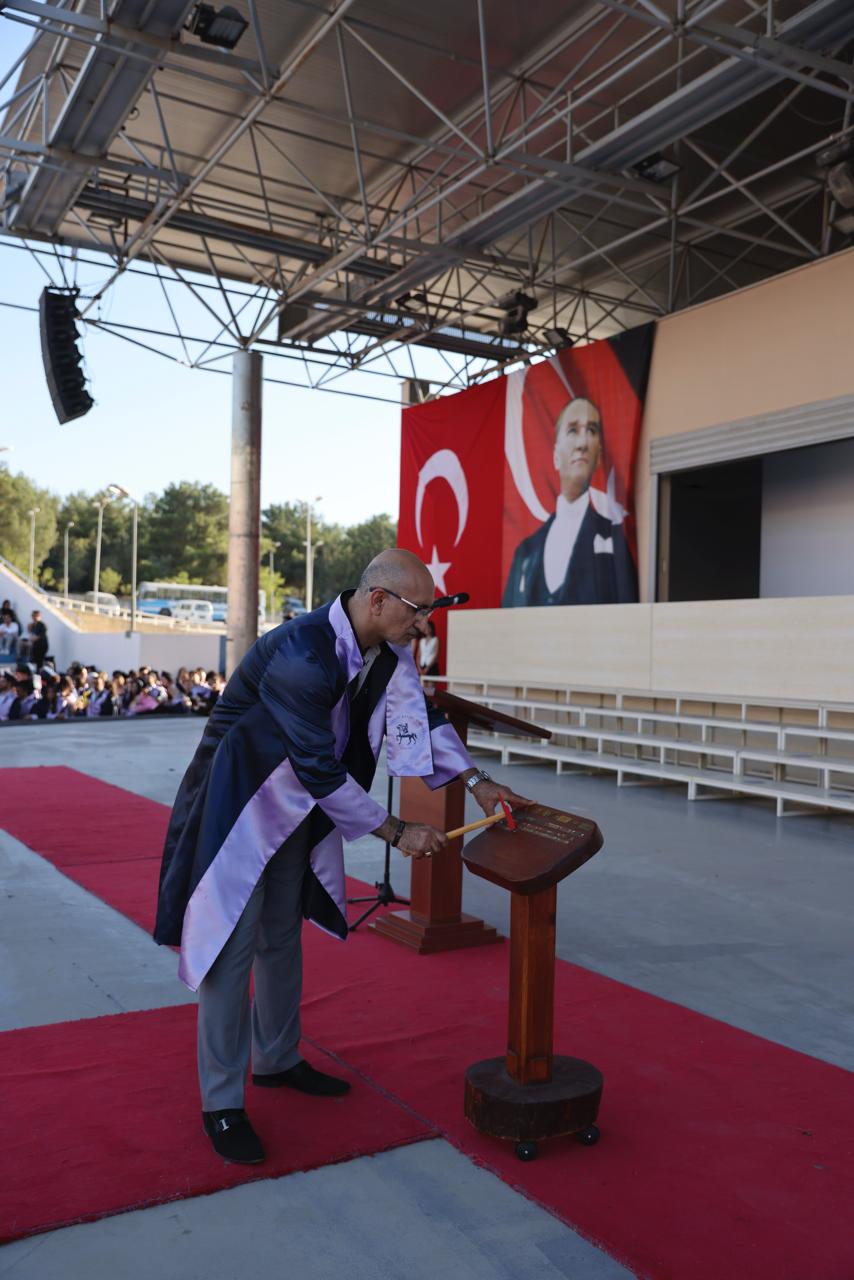 Askeri disiplin ve akademik mükemmellik