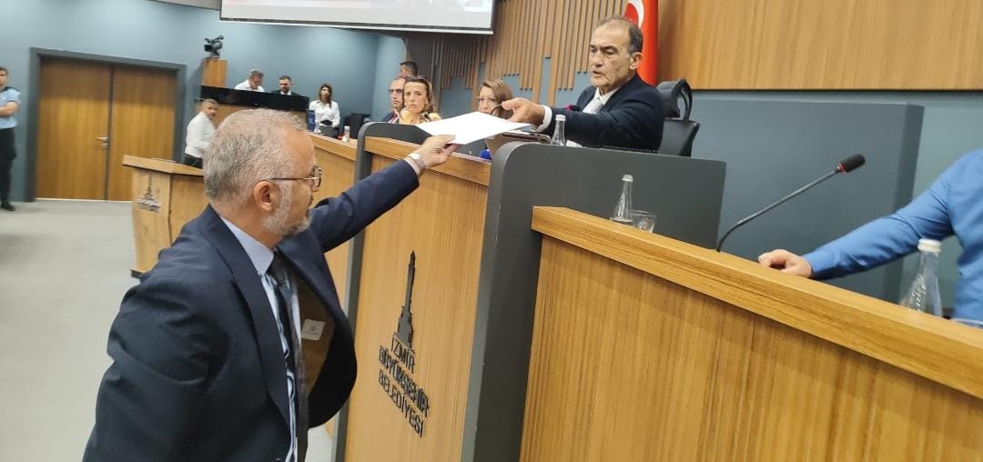 AK Partili Hakan Yıldız’dan Başkan Tugay’a ve meclis üyelerine davet