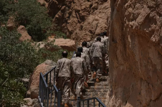 Inlerinden Çıkan Teröristler