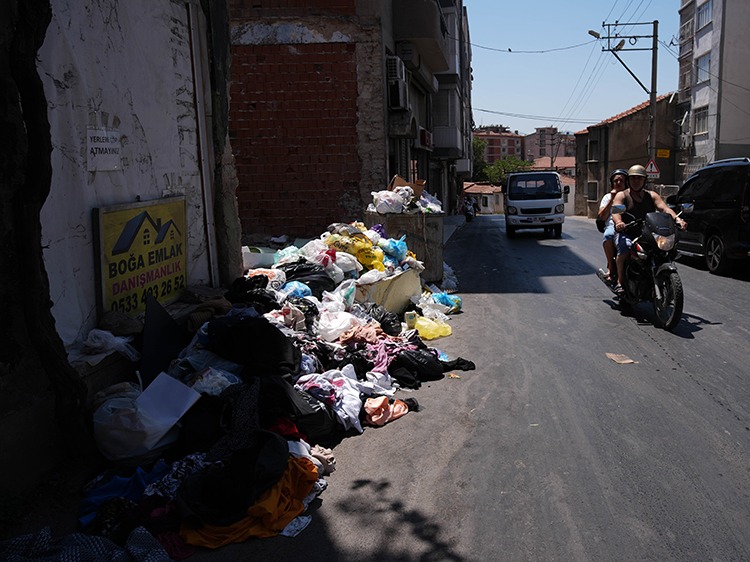 Izmir Konak Çöp-1