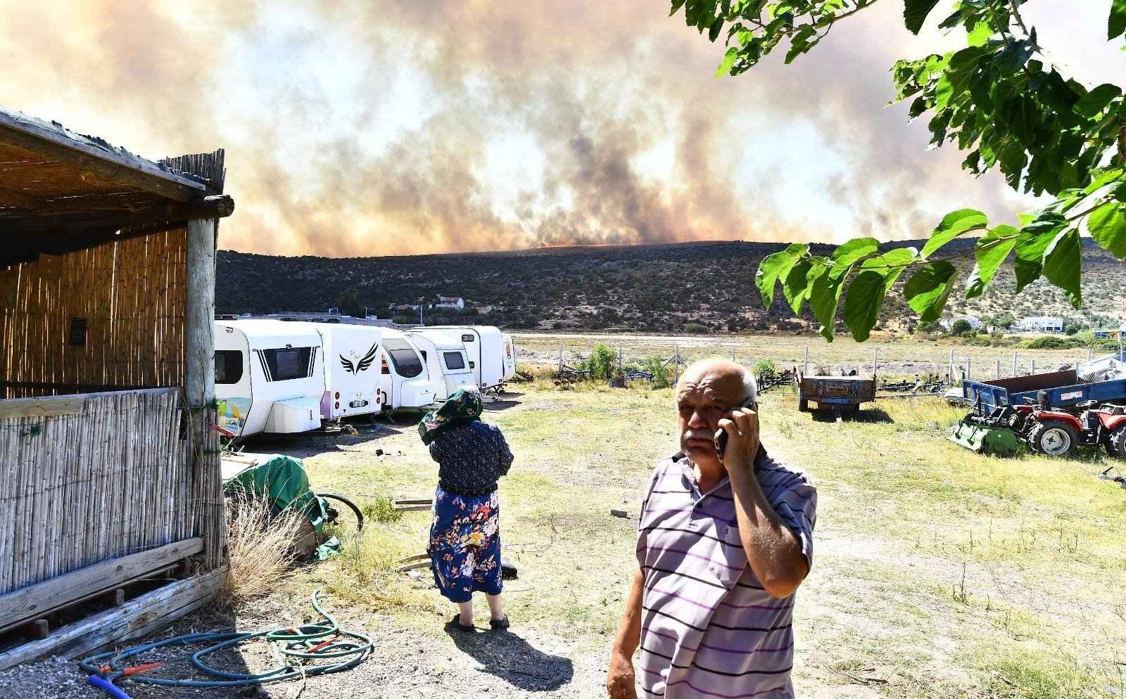 İzmir Urla Yangın Cemil Tugay (1)-1