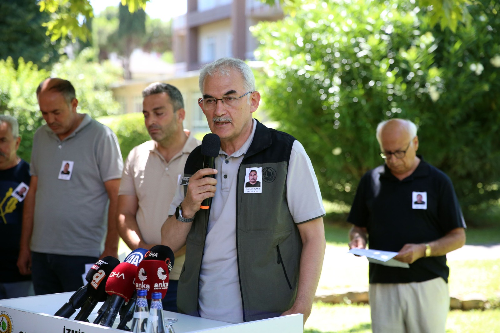 Kahramanlık ve fedakarlık vurgusu