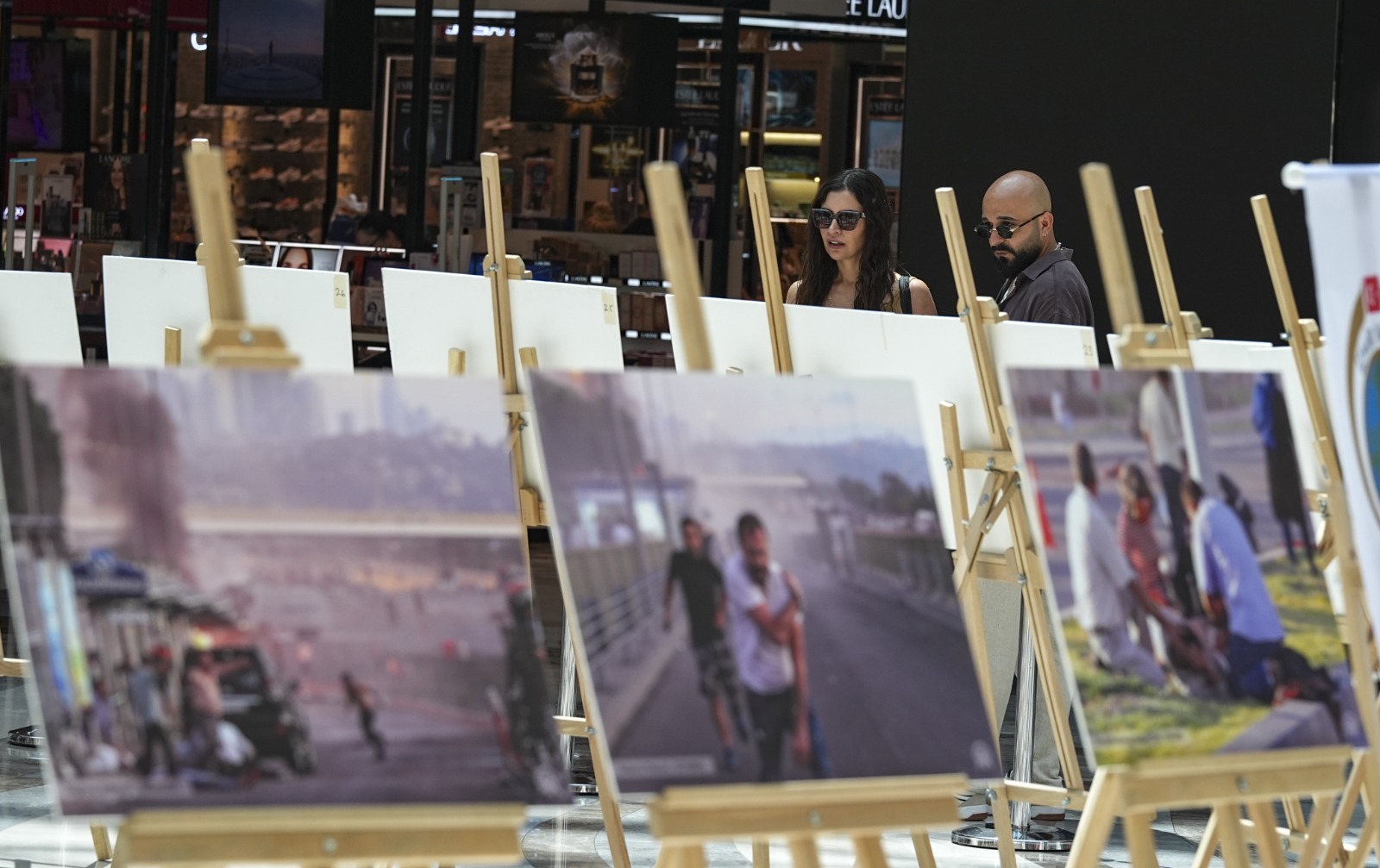 Sergi İzmir'in farklı noktalarında ziyaretçilerle buluşacak