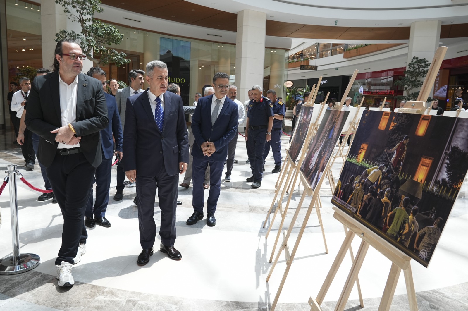 Vatandaşlardan tam not: "15 Temmuz bir dönüm noktasıydı"